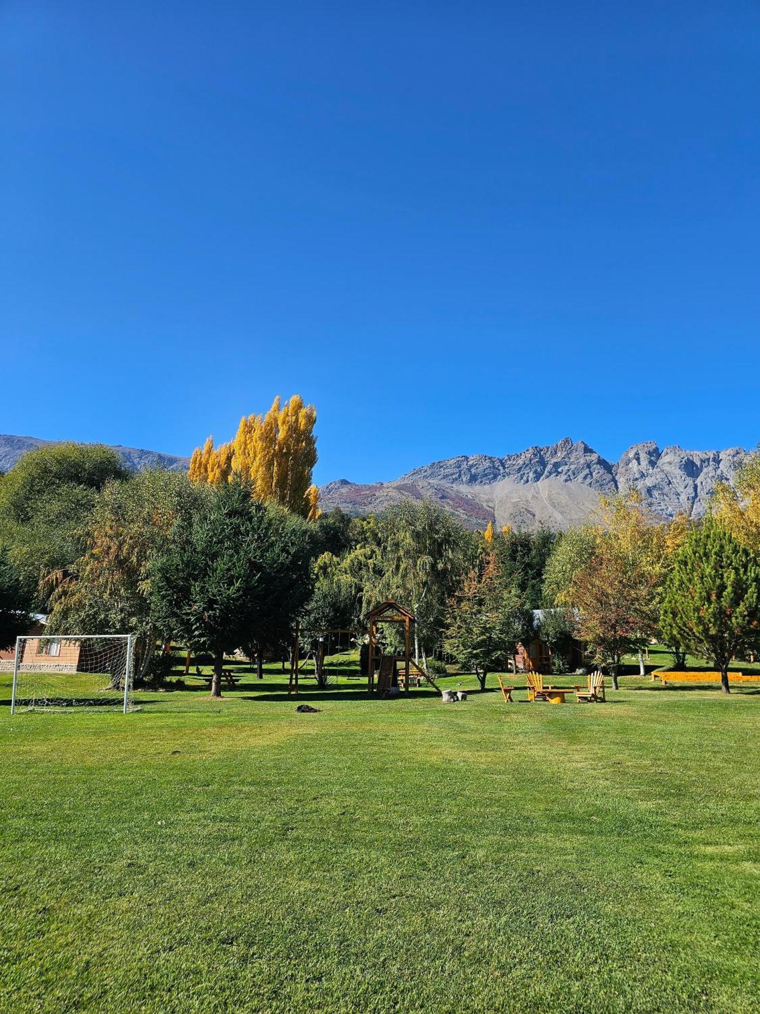 La Yaya - Villa Turismo El Bolsón Buitenkant foto
